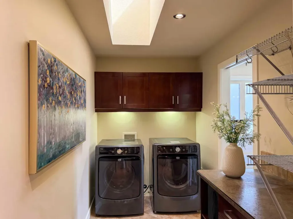 534 Canyon Cove W Lethbridge AB T1K 2N4