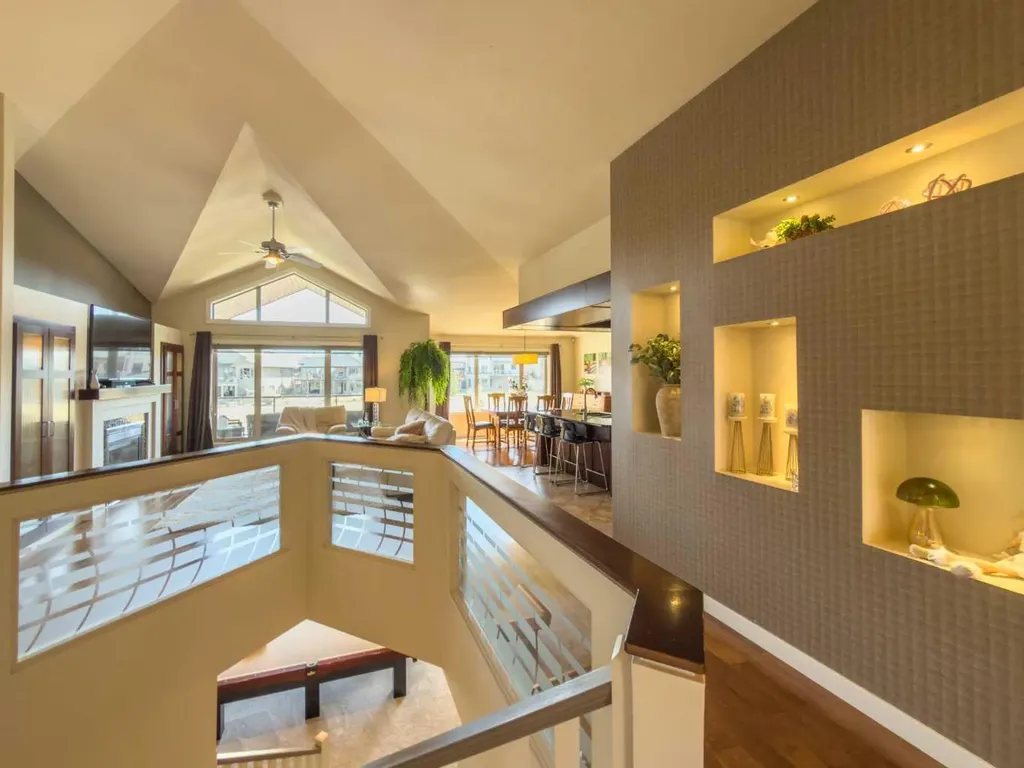 534 Canyon Cove W Lethbridge AB T1K 2N4