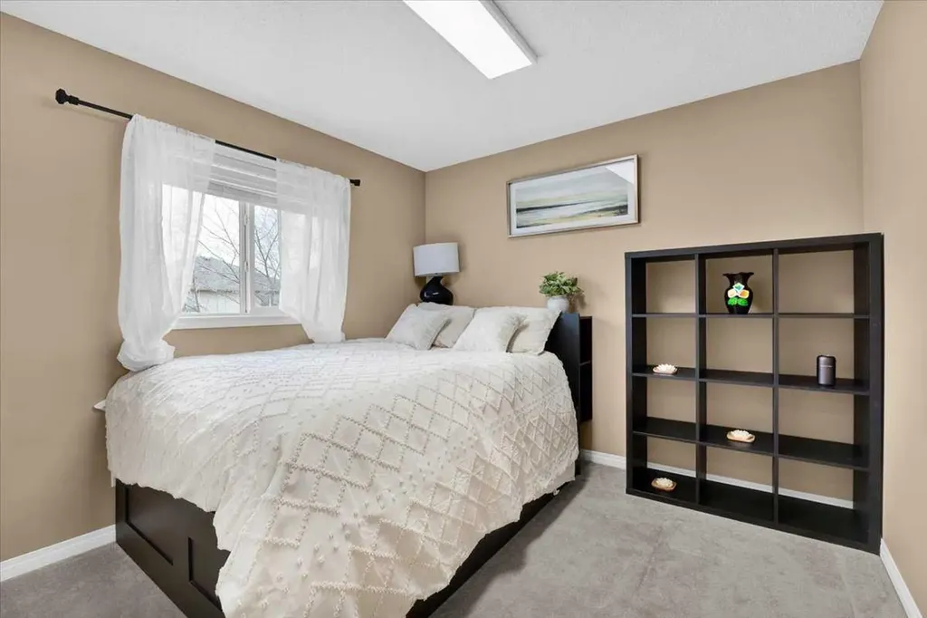 1009 Channelside Way SW Airdrie AB T4B 3H9