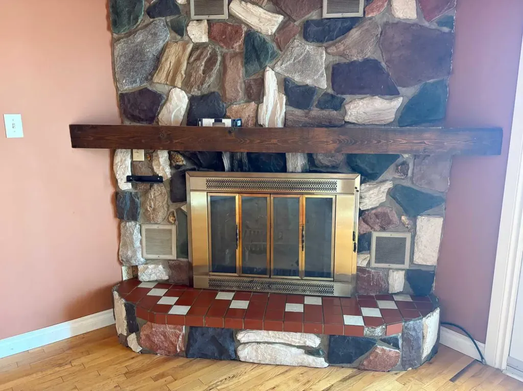 5816 60 Avenue Rocky Mountain House AB T4T 1K2