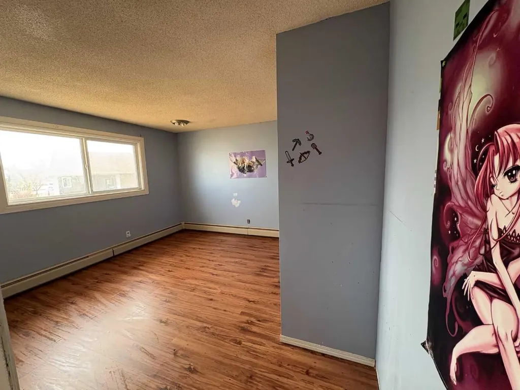 5816 60 Avenue Rocky Mountain House AB T4T 1K2