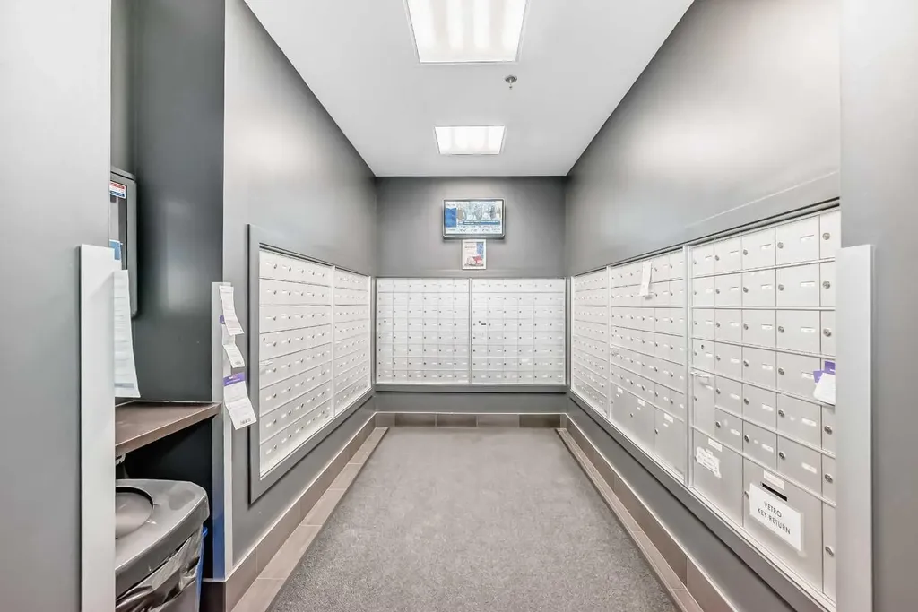 210 15 Avenue SE Calgary AB T2G 0B5