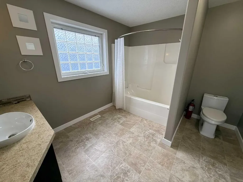 107 Wolf Willow Cove Hinton AB T7V 0B2