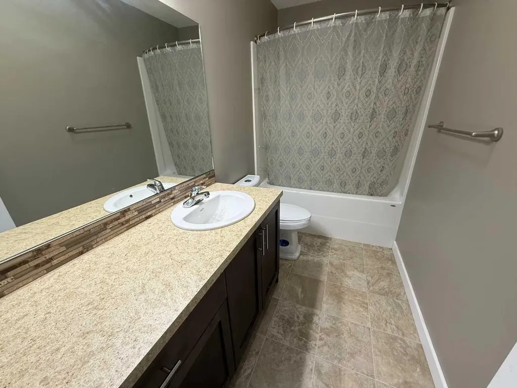 107 Wolf Willow Cove Hinton AB T7V 0B2
