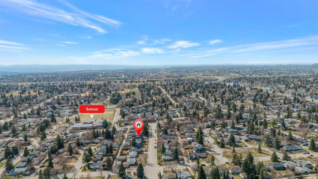 3919 23 Avenue SW Calgary AB T3E 0J9