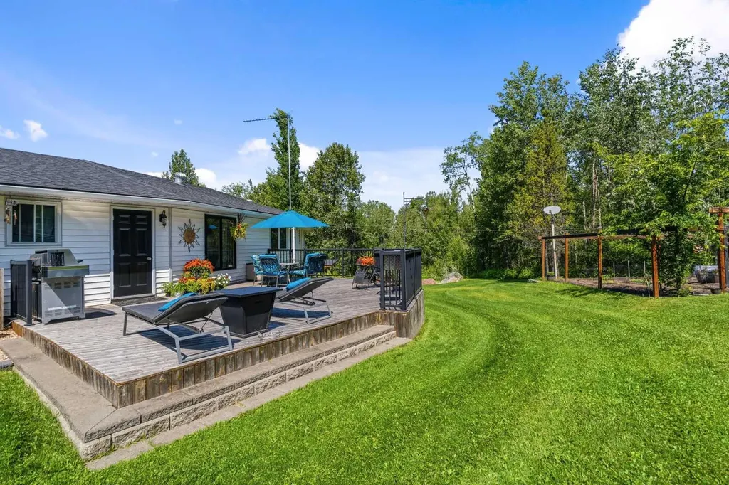 114052 Township Road 592b Rural Woodlands County AB T7S 1N8