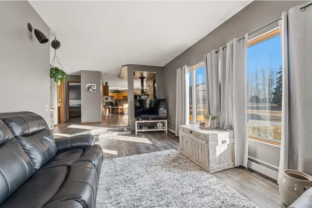 114052 Township Road 592b Rural Woodlands County AB T7S 1N8