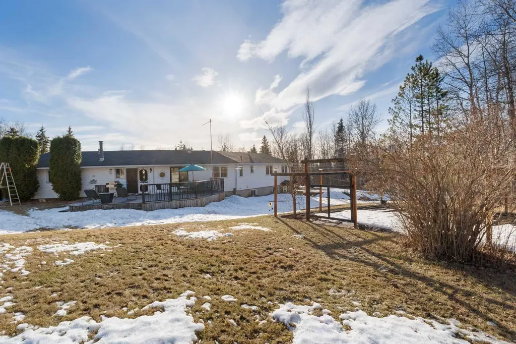 114052 Township Road 592b Rural Woodlands County AB T7S 1N8
