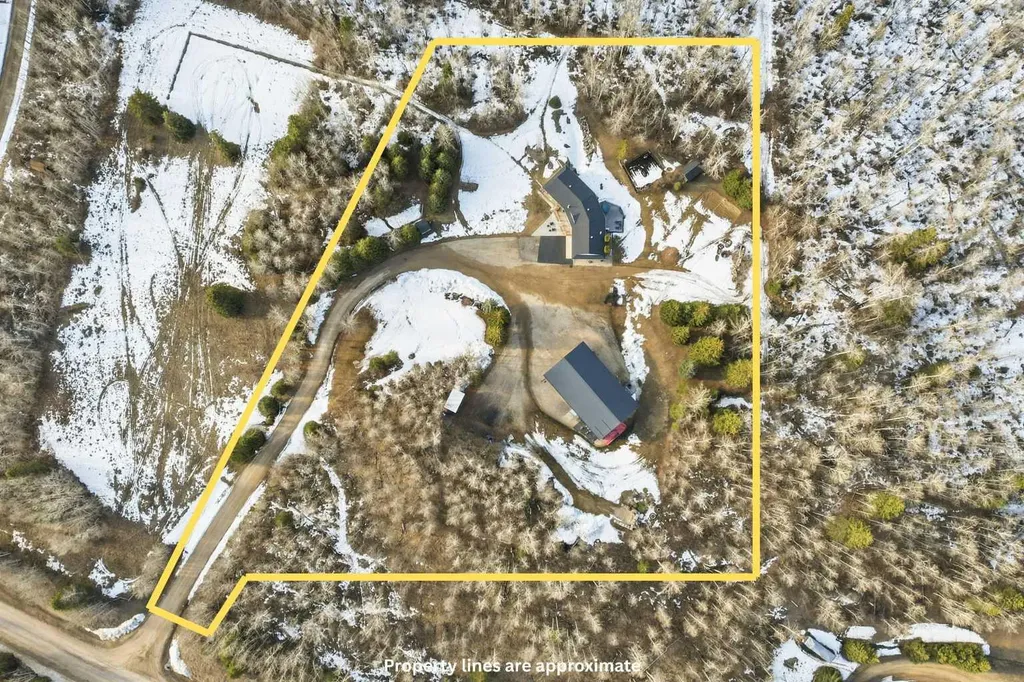 114052 Township Road 592b Rural Woodlands County AB T7S 1N8