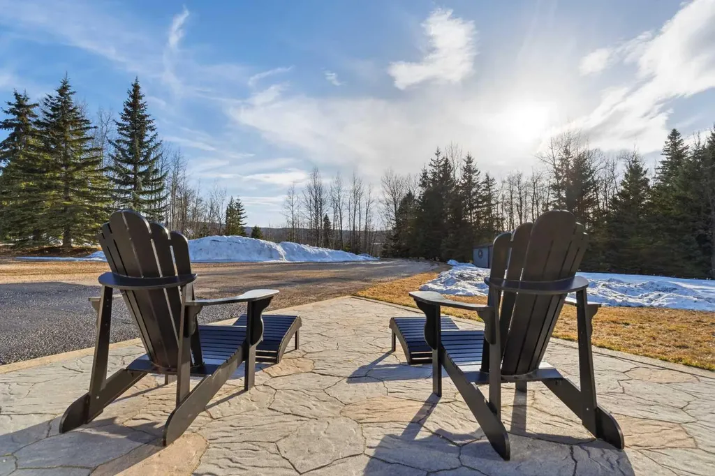 114052 Township Road 592b Rural Woodlands County AB T7S 1N8
