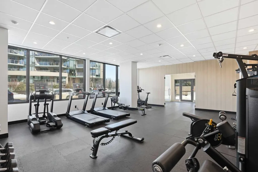 730 2 Avenue SW Calgary AB T2P 1R8