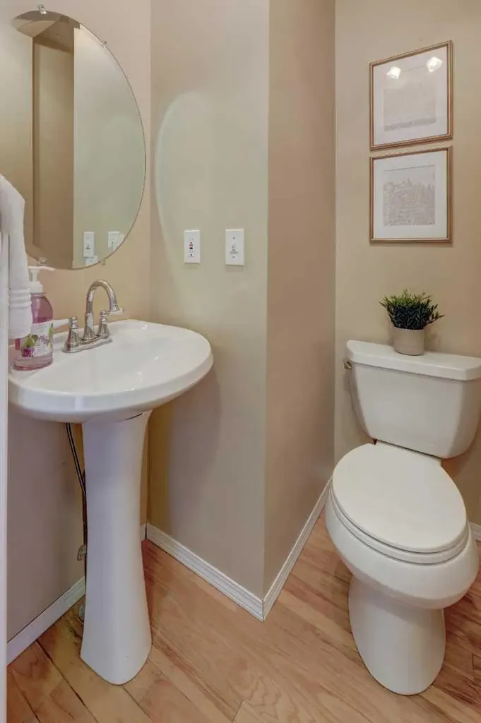 135 Coverdale Court NE Calgary AB T3K 4J7