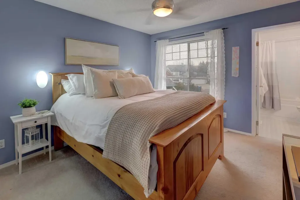 135 Coverdale Court NE Calgary AB T3K 4J7