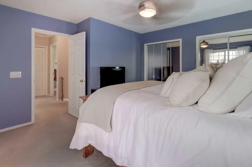 135 Coverdale Court NE Calgary AB T3K 4J7
