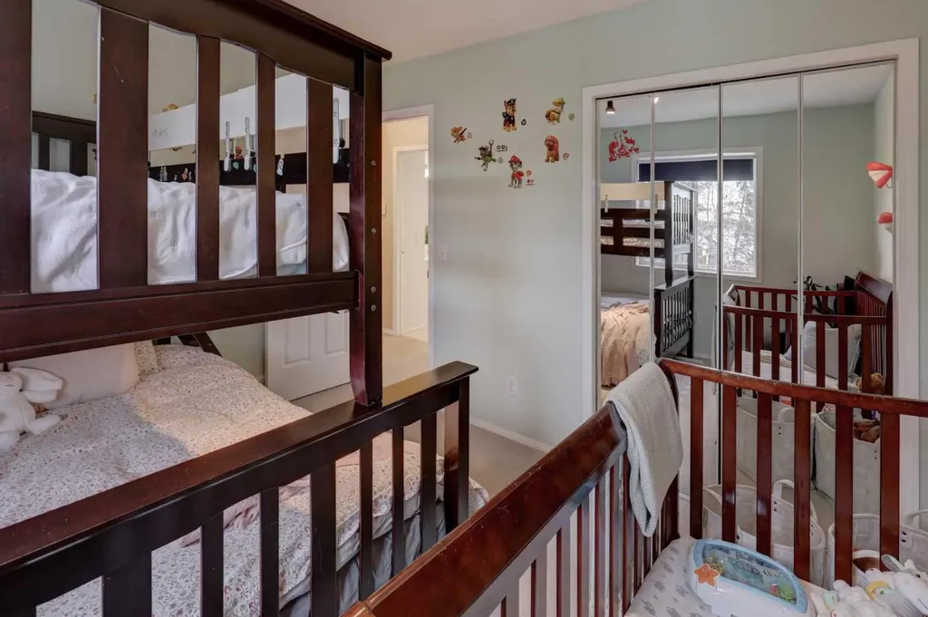 135 Coverdale Court NE Calgary AB T3K 4J7