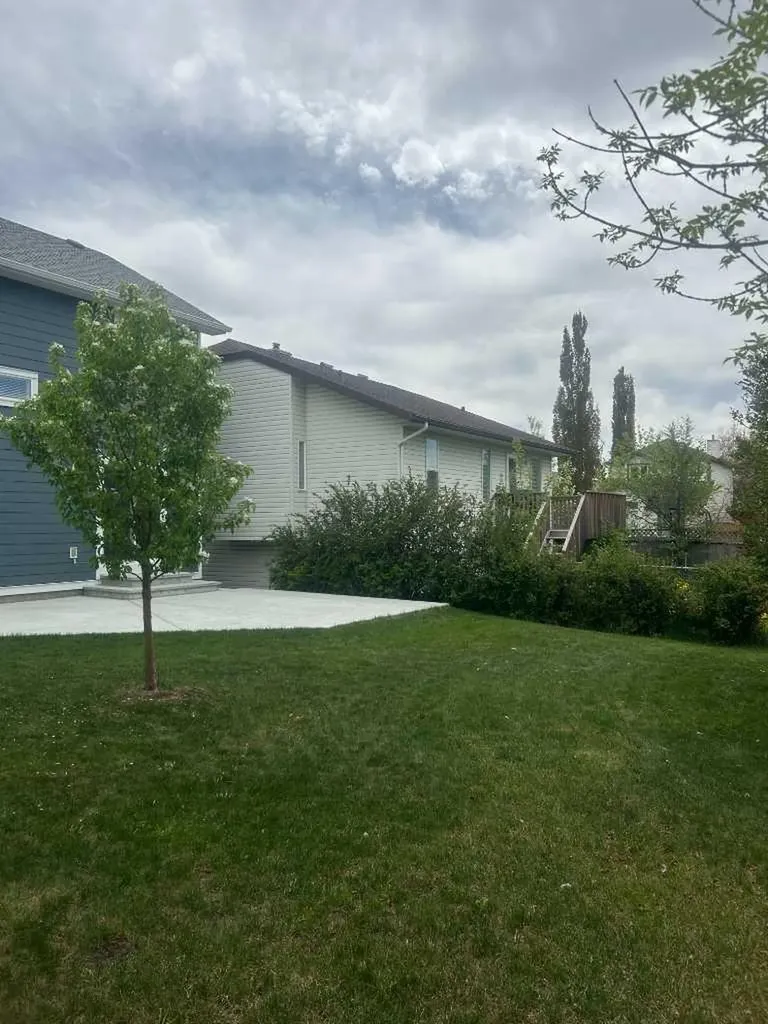 135 Coverdale Court NE Calgary AB T3K 4J7