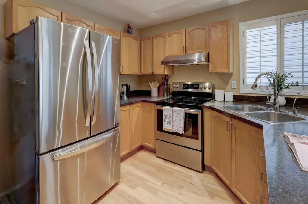 135 Coverdale Court NE Calgary AB T3K 4J7