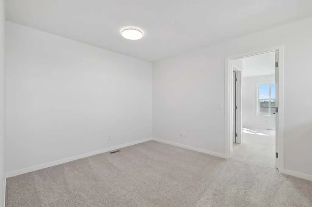 74 Lucas Heath NW Calgary AB T3P 2Y2