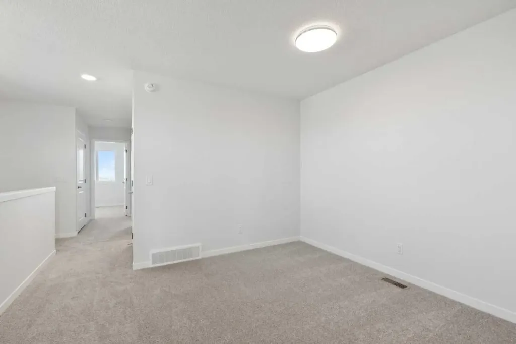 74 Lucas Heath NW Calgary AB T3P 2Y2