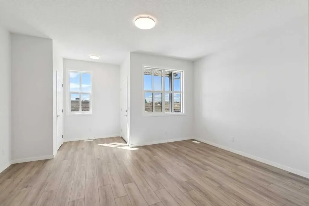 74 Lucas Heath NW Calgary AB T3P 2Y2