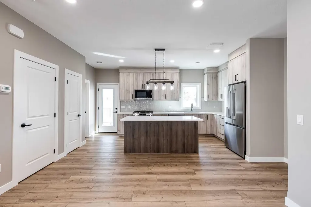 156 Somerset Way SE Medicine Hat AB T1B 0C2