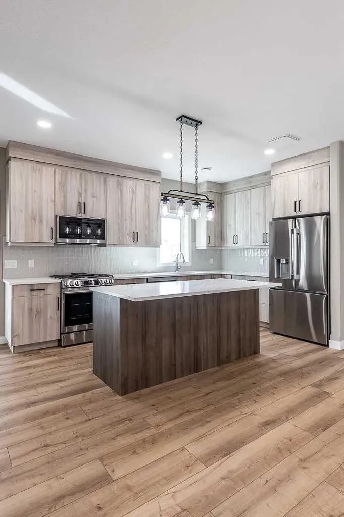 156 Somerset Way SE Medicine Hat AB T1B 0C2