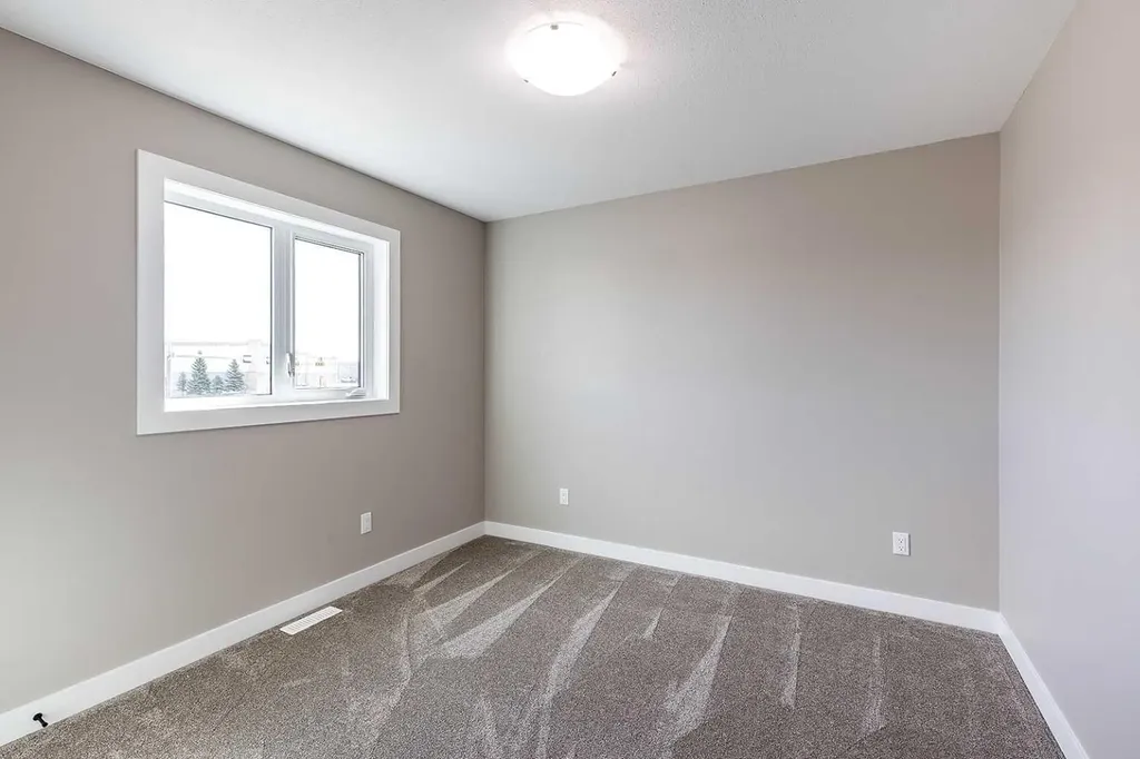 156 Somerset Way SE Medicine Hat AB T1B 0C2