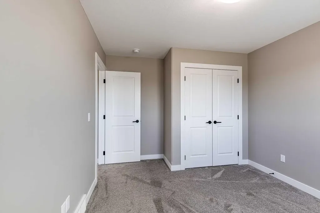 156 Somerset Way SE Medicine Hat AB T1B 0C2