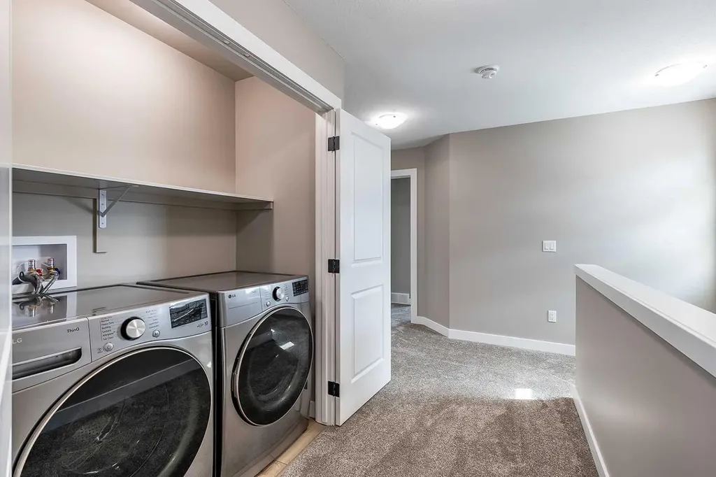 156 Somerset Way SE Medicine Hat AB T1B 0C2