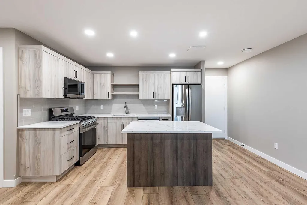 156 Somerset Way SE Medicine Hat AB T1B 0C2