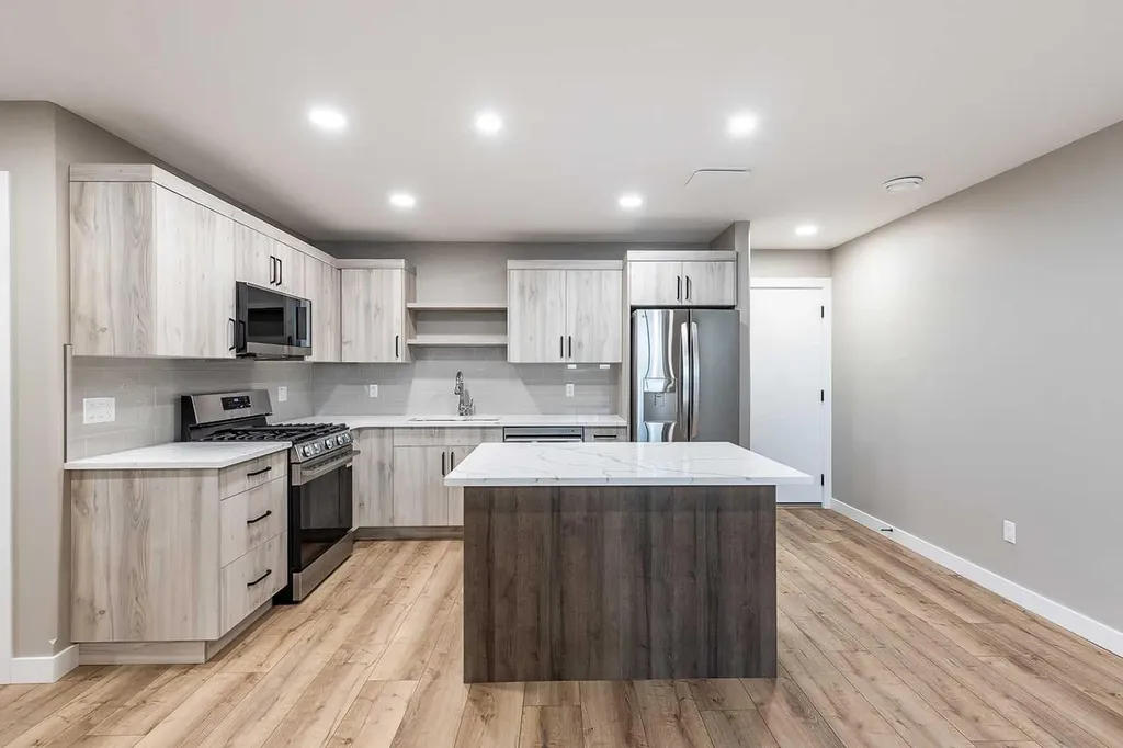 156 Somerset Way SE Medicine Hat AB T1B 0C2