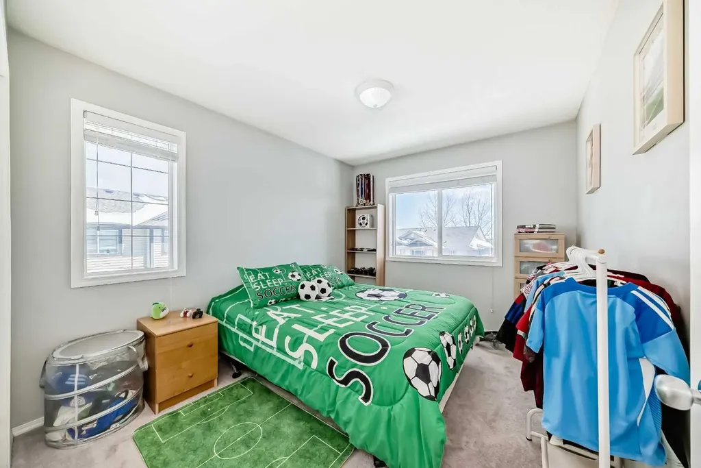 126 Citadel Point NW Calgary AB T3G5L2