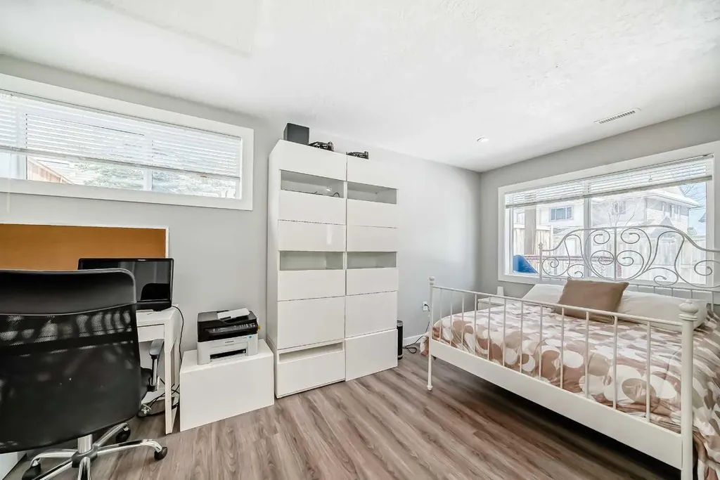 126 Citadel Point NW Calgary AB T3G5L2