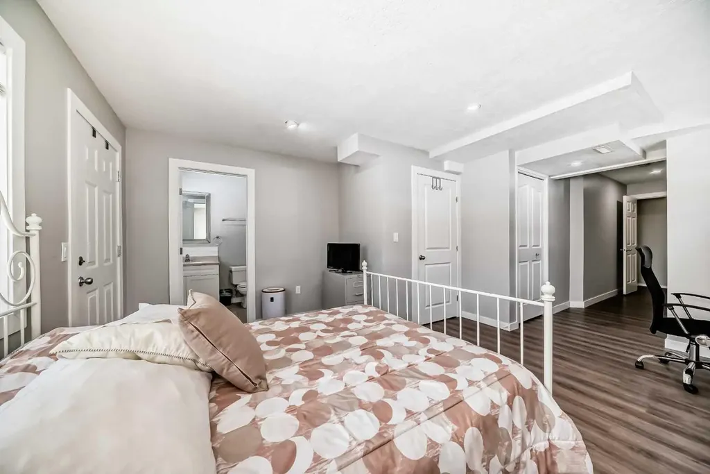 126 Citadel Point NW Calgary AB T3G5L2