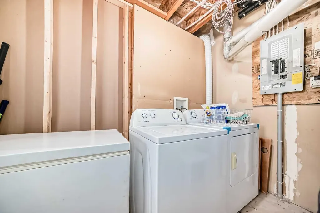 126 Citadel Point NW Calgary AB T3G5L2