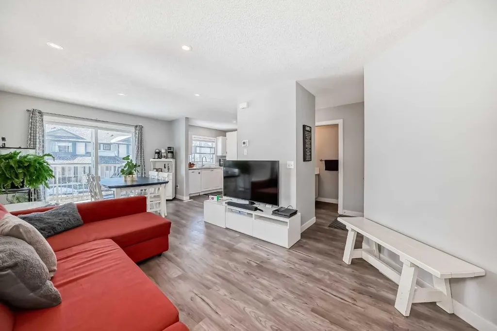 126 Citadel Point NW Calgary AB T3G5L2