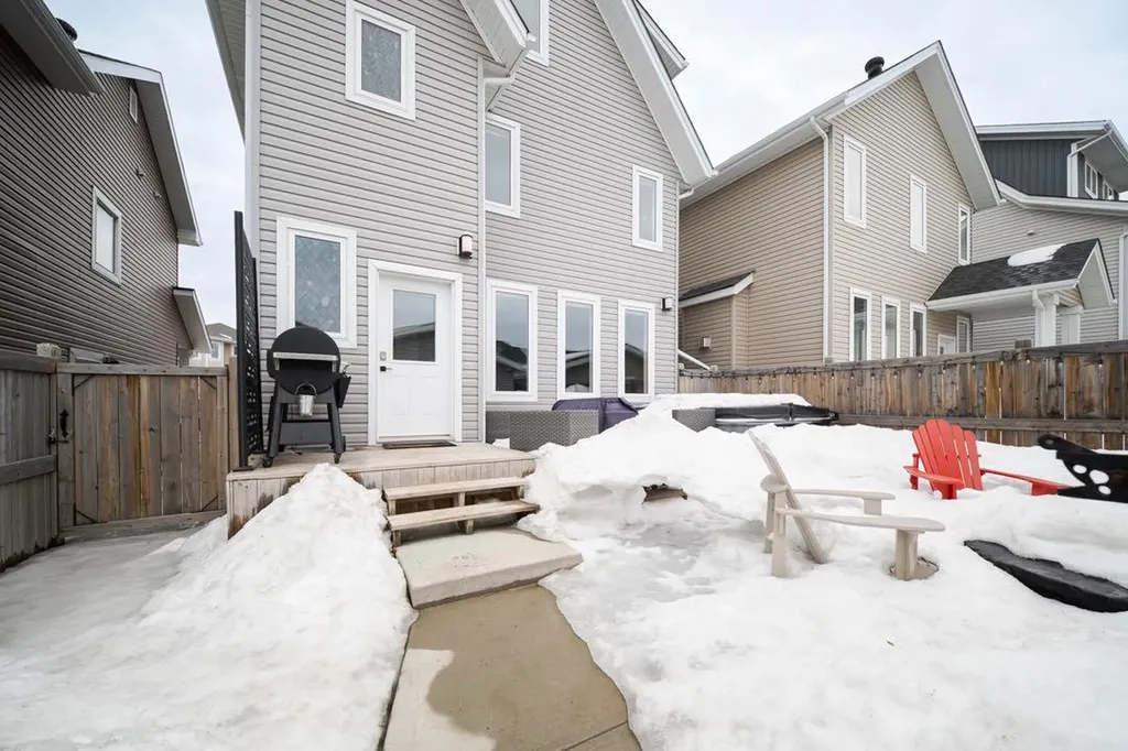 132 Comeau Crescent Fort Mcmurray AB T9K 0Z8