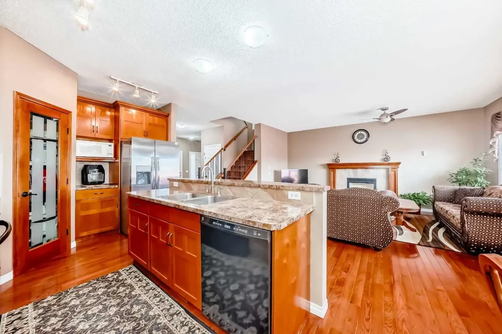 148 Saddlecrest Gardens NE Calgary AB T3J 0C3