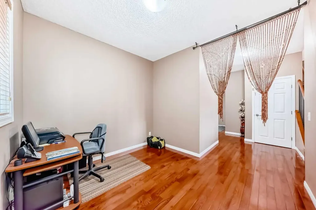 148 Saddlecrest Gardens NE Calgary AB T3J 0C3