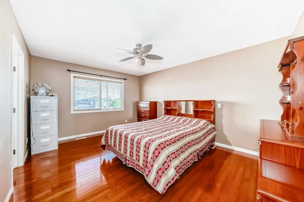 148 Saddlecrest Gardens NE Calgary AB T3J 0C3