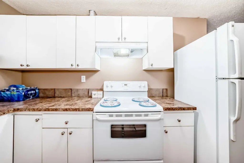 148 Saddlecrest Gardens NE Calgary AB T3J 0C3