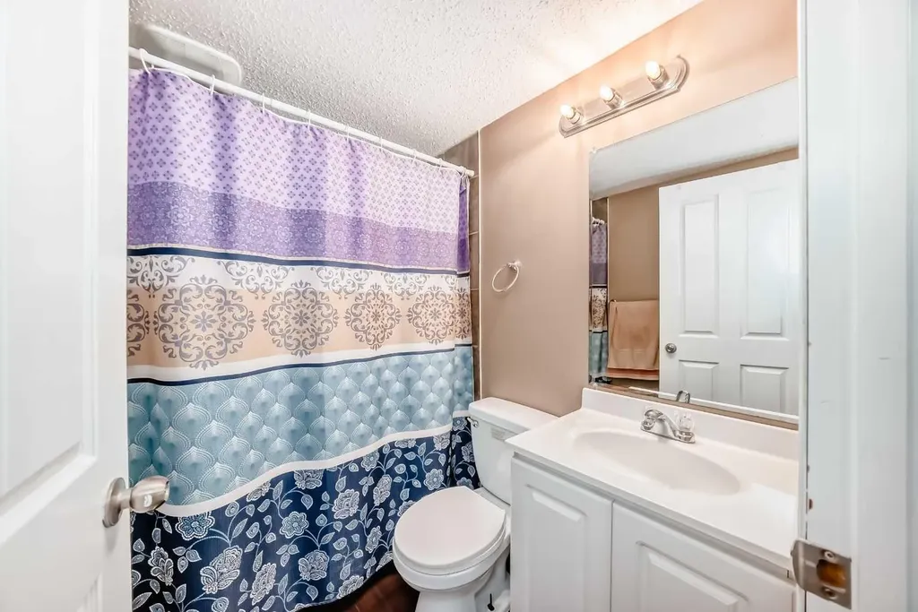148 Saddlecrest Gardens NE Calgary AB T3J 0C3