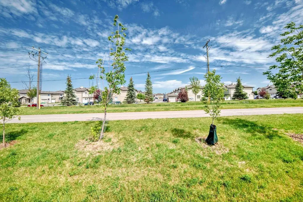 148 Saddlecrest Gardens NE Calgary AB T3J 0C3