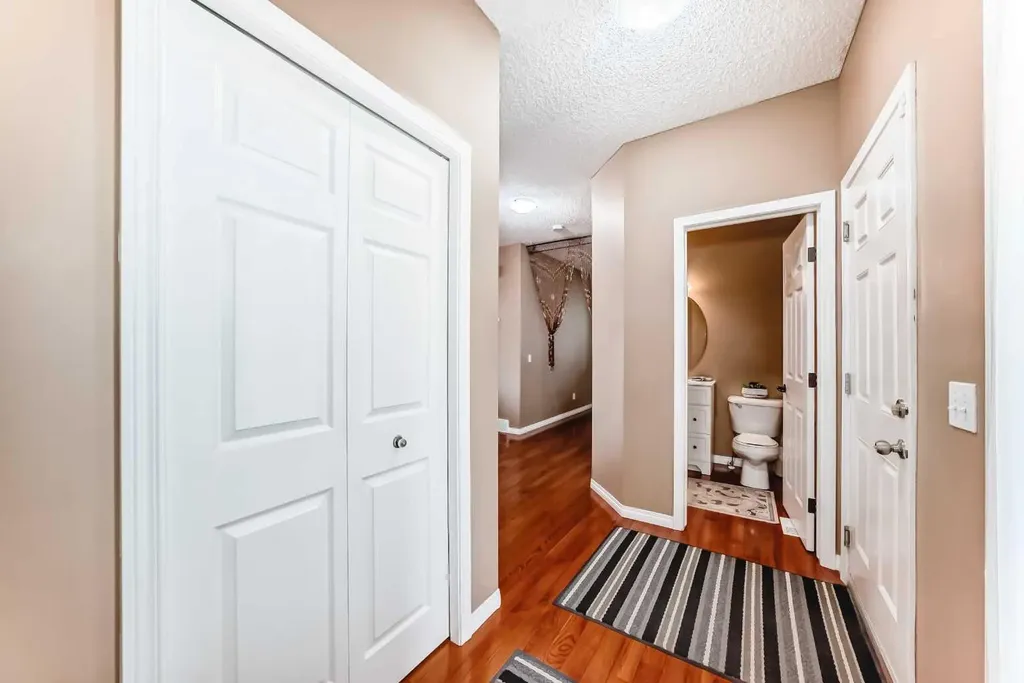 148 Saddlecrest Gardens NE Calgary AB T3J 0C3