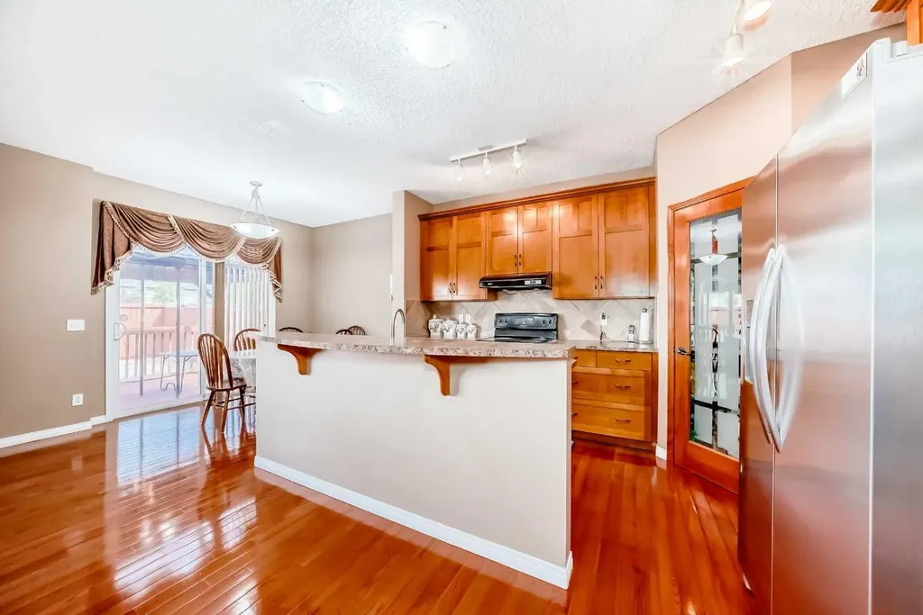 148 Saddlecrest Gardens NE Calgary AB T3J 0C3