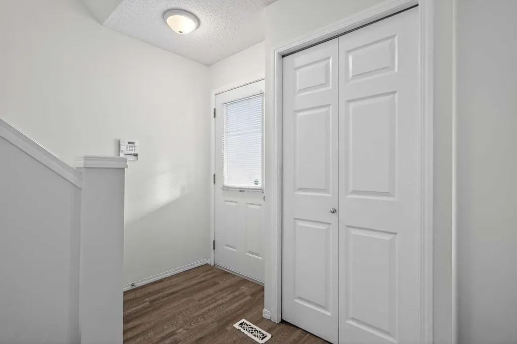 260 Stonemere Place Chestermere AB T1Z 1N2