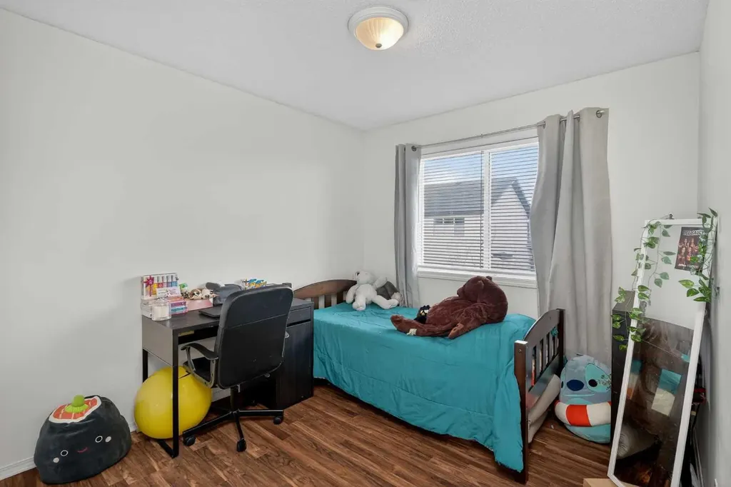 260 Stonemere Place Chestermere AB T1Z 1N2