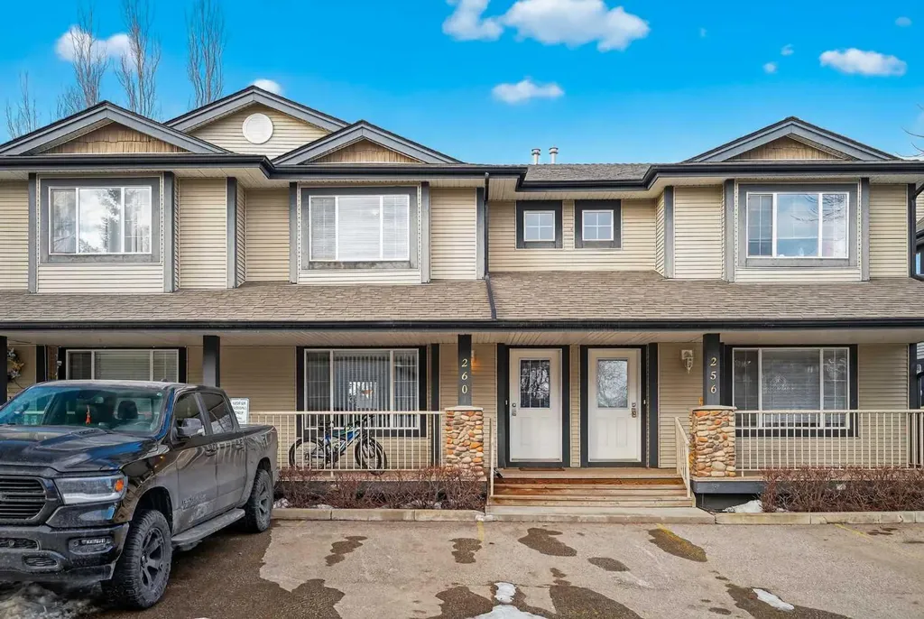 260 Stonemere Place Chestermere AB T1Z 1N2
