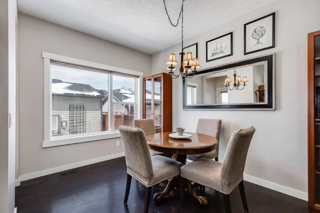2 Elgin Meadows Green SE Calgary AB T2Z 0L8