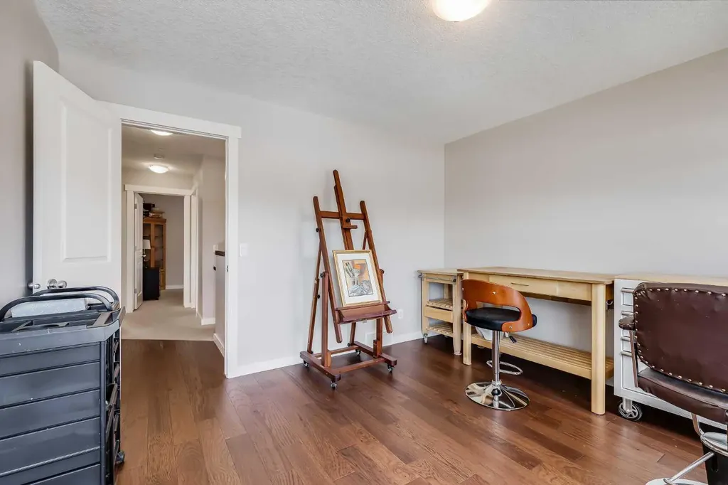 2 Elgin Meadows Green SE Calgary AB T2Z 0L8